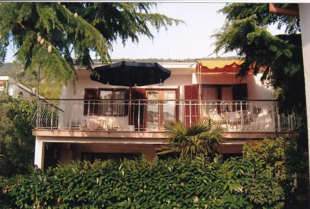 Family Apartment With Terrace Cres
