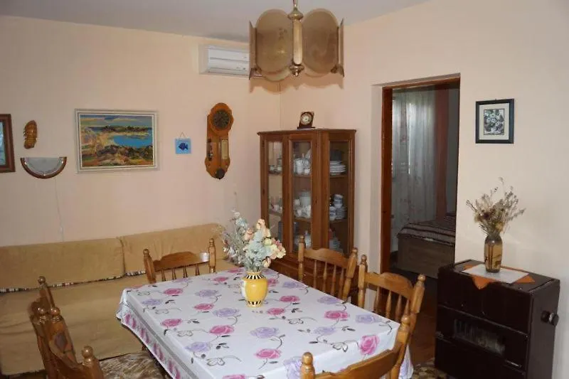Family Apartment With Terrace Cres