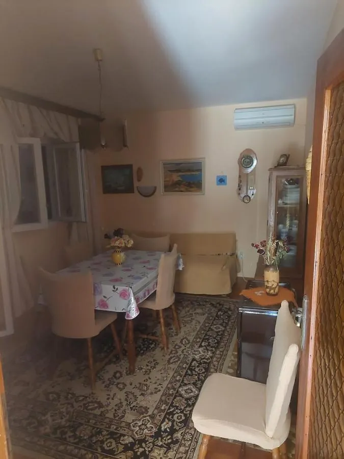 Family Apartment With Terrace Cres
